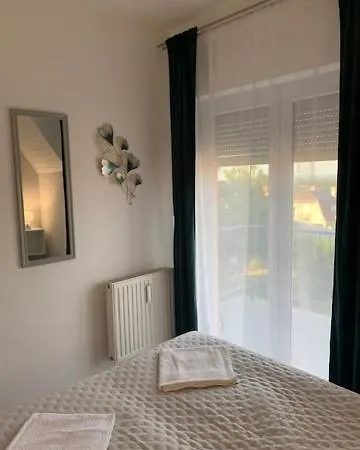 Krisztina Appartement *
